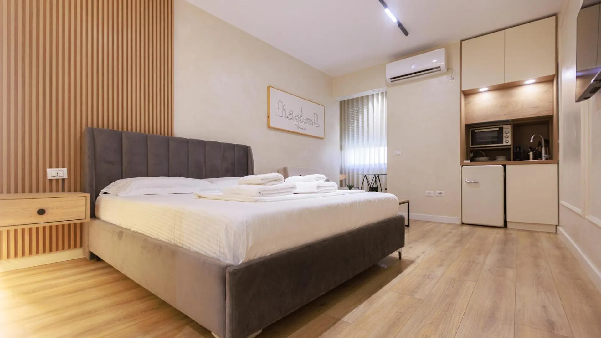 Syncron Apartments In The Center Of Tirana